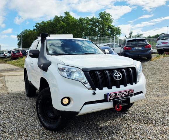 Toyota Land Cruiser image 3