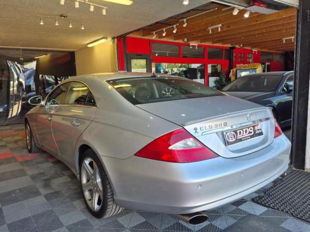 Mercedes Benz 350 image 9