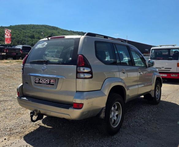 Toyota Land Cruiser image 1