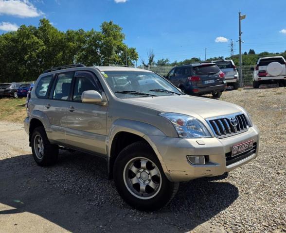Toyota Land Cruiser image 4