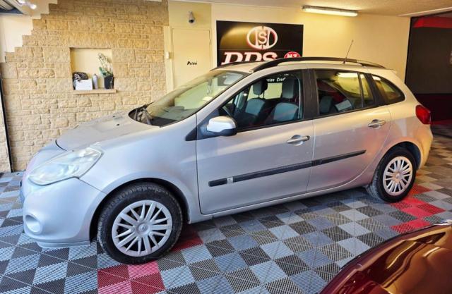 Renault Clio image 9
