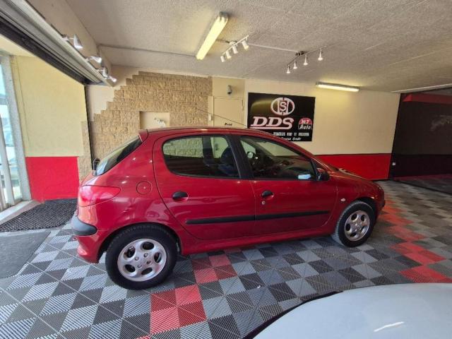 Peugeot 206 image 4