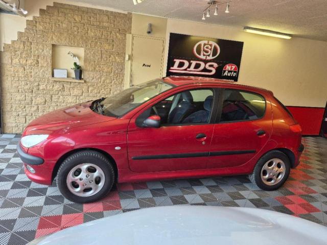 Peugeot 206 image 8