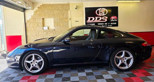 Porsche 911 image 9