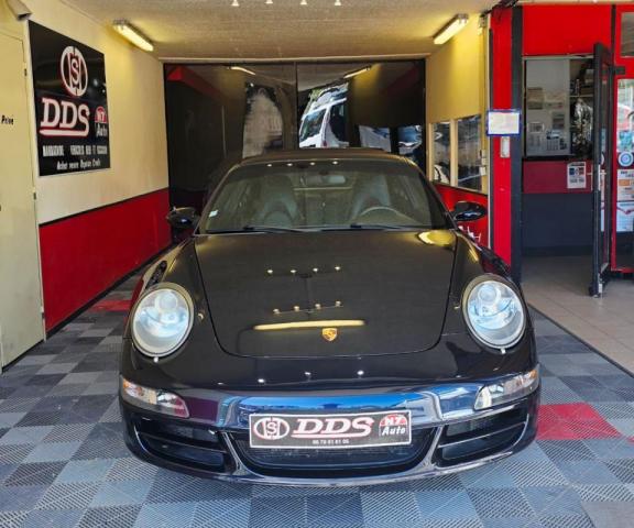 Porsche 911 image 4