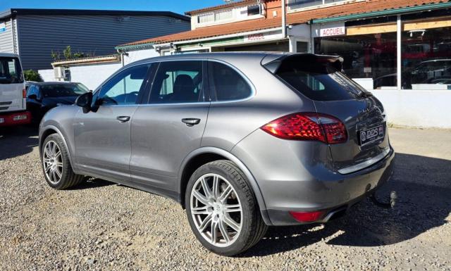 Porsche Cayenne image 7
