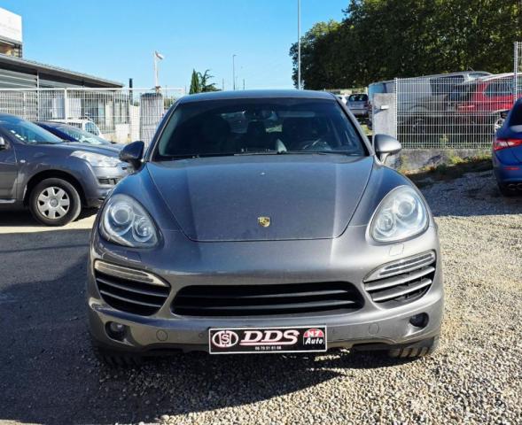 Porsche Cayenne image 9