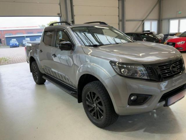Nissan Navara image 1