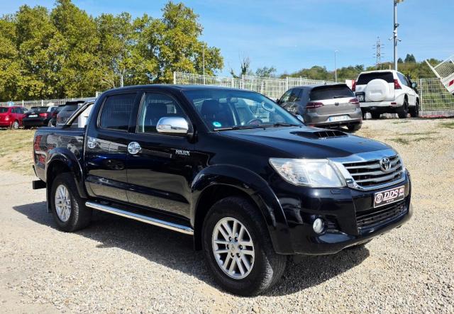 Toyota Hilux image 9