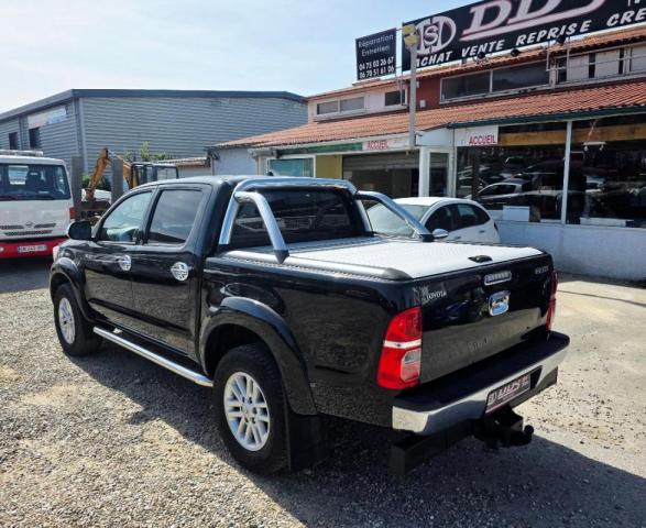 Toyota Hilux image 2