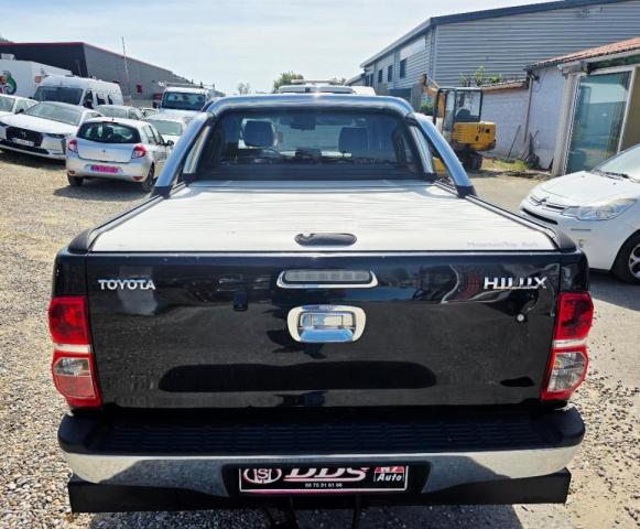 Toyota Hilux image 5