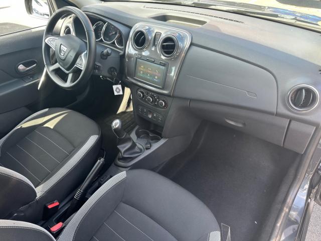 Dacia Logan image 2