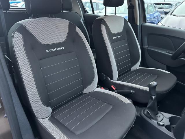 Dacia Sandero Ii image 2