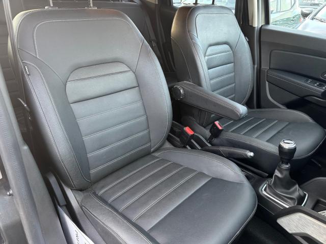 Dacia Duster image 1