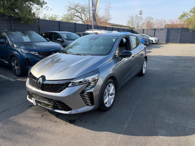 Renault Clio image 2