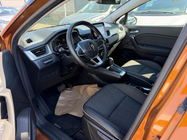 Renault Captur image 2