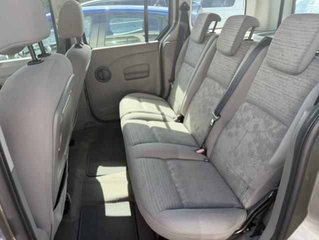 Renault Kangoo image 1