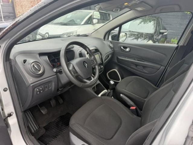 Renault Captur image 1