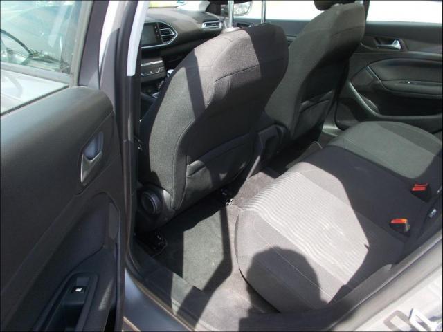 Peugeot 308 image 1