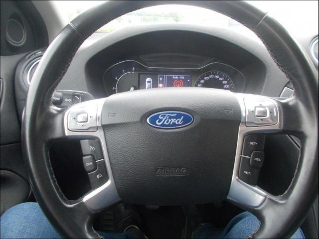 Ford Mondeo image 2