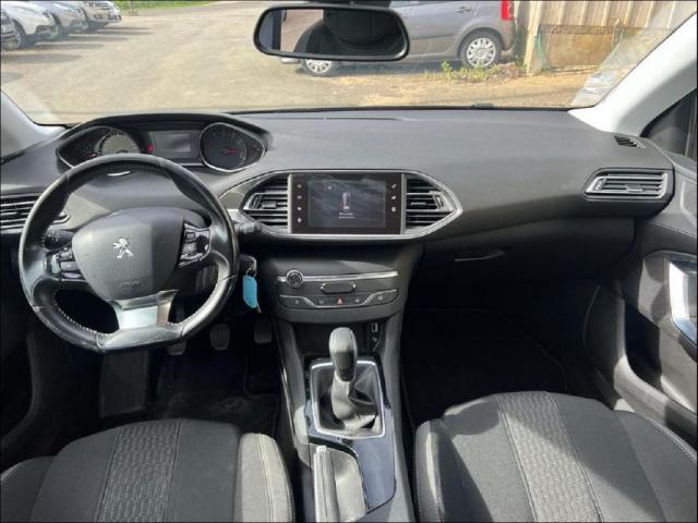 Peugeot 308 image 7