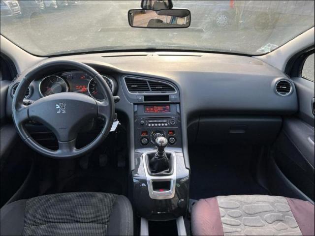 Peugeot 5008 image 7