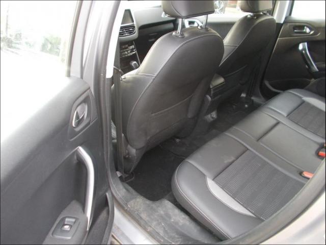 Peugeot 2008 image 1