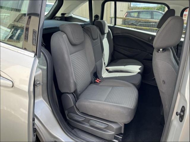 Ford Grand C-Max image 5