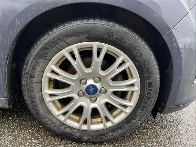Ford C-Max image 4