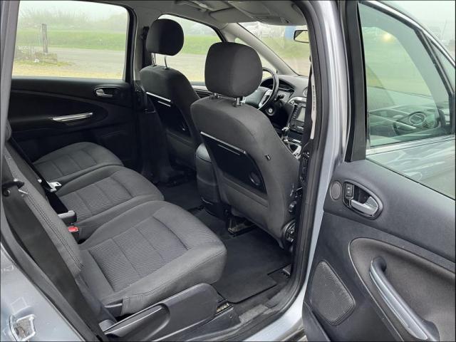 Ford S-Max image 6