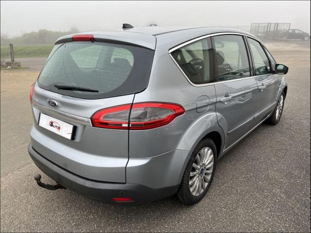 Ford S-Max image 5