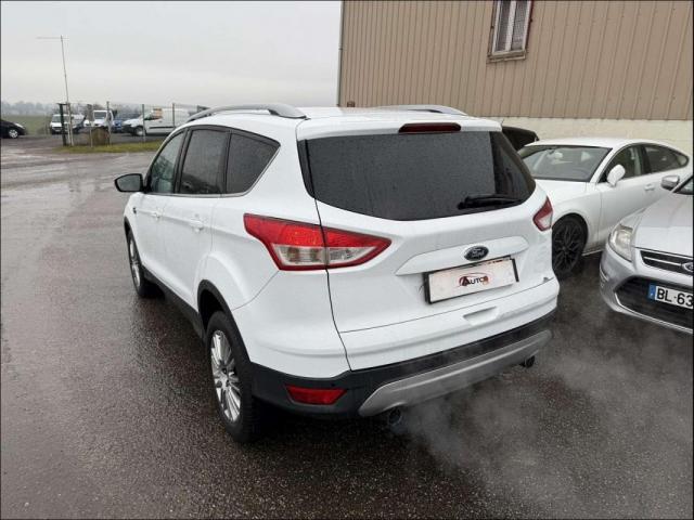 Ford Kuga image 7