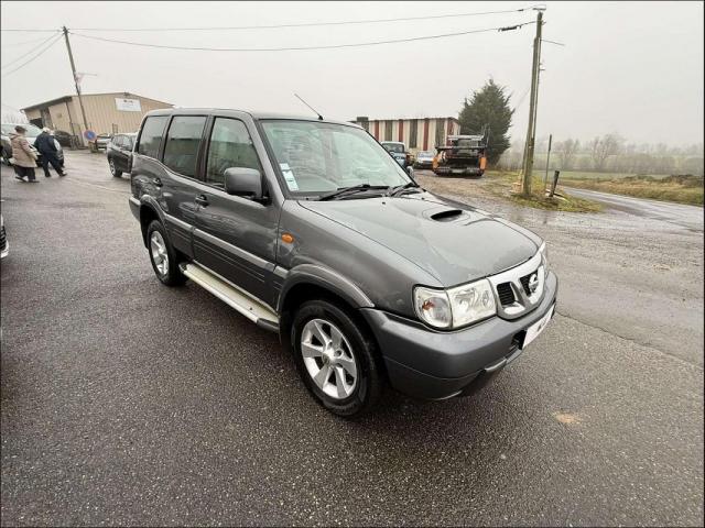 Nissan Terrano image 4