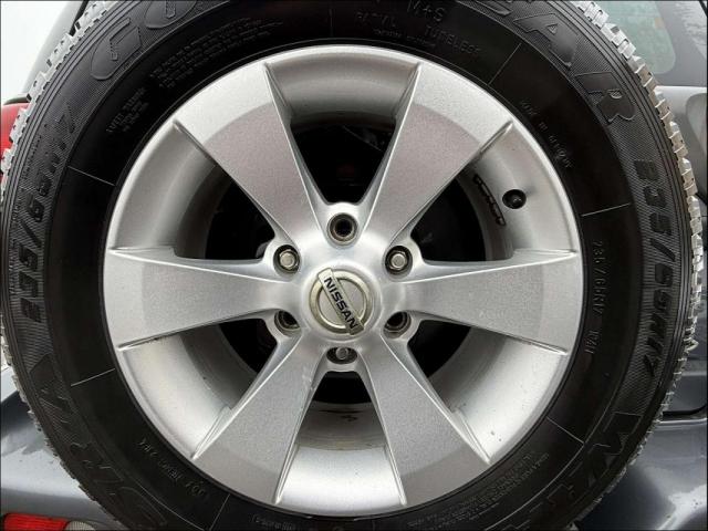 Nissan Terrano image 3