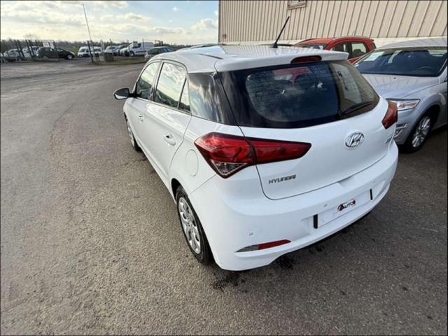 Hyundai I20 image 7