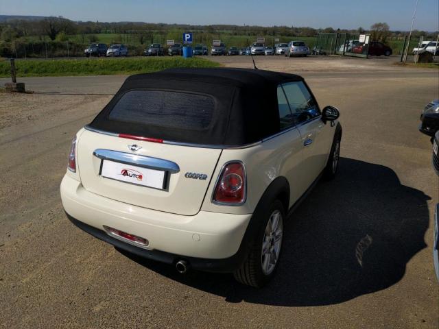 Mini Cabrio image 7