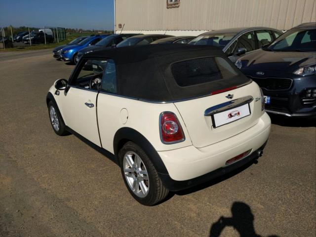Mini Cabrio image 4