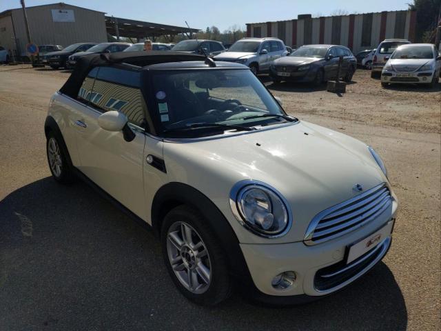 Mini Cabrio image 2