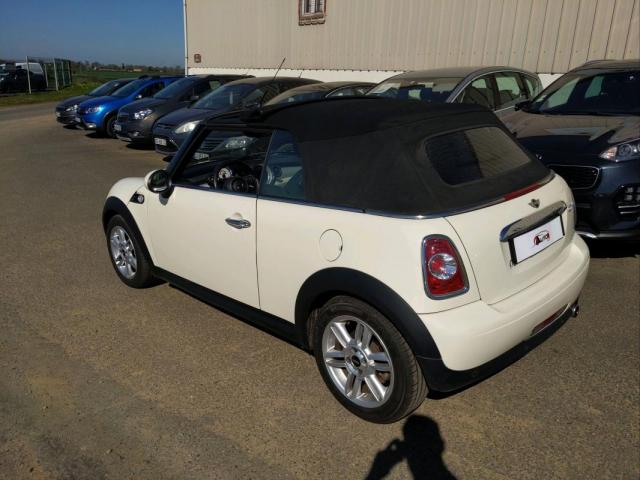 Mini Cabrio image 3