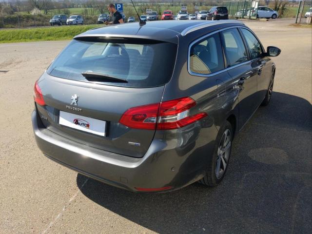 Peugeot 308 image 4