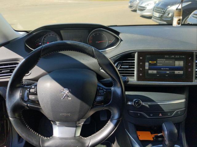Peugeot 308 image 1