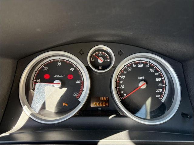 Opel Zafira image 5