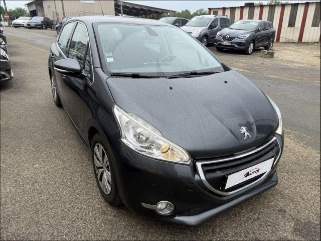 Peugeot 208 image 3