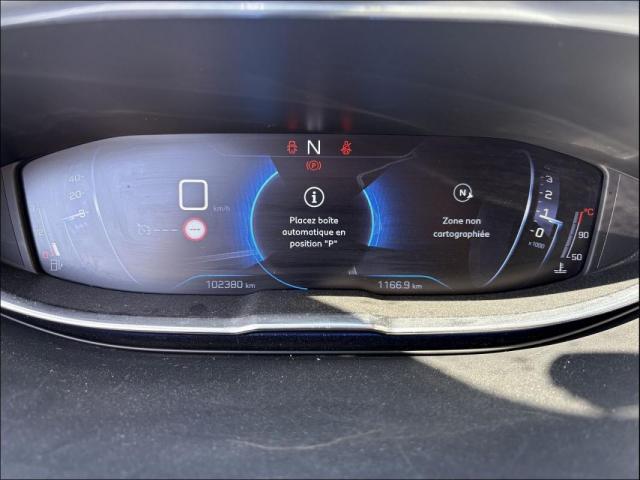 Peugeot 3008 image 2