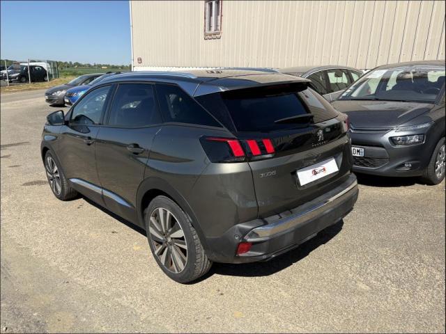 Peugeot 3008 image 2