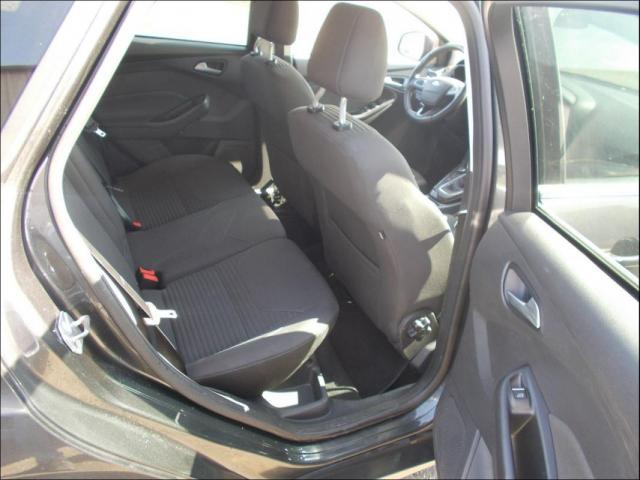 Ford Focus image 7