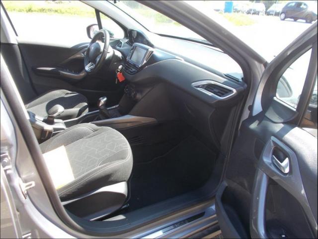 Peugeot 2008 image 6