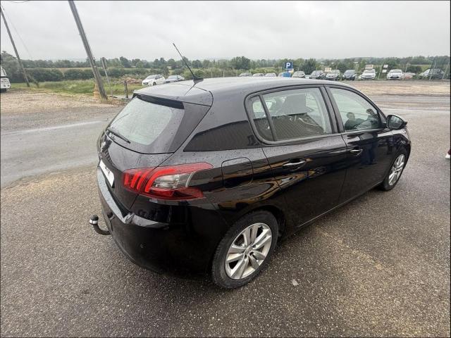 Peugeot 308 image 6