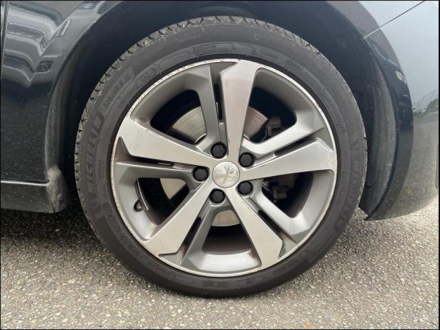 Peugeot 308 image 1