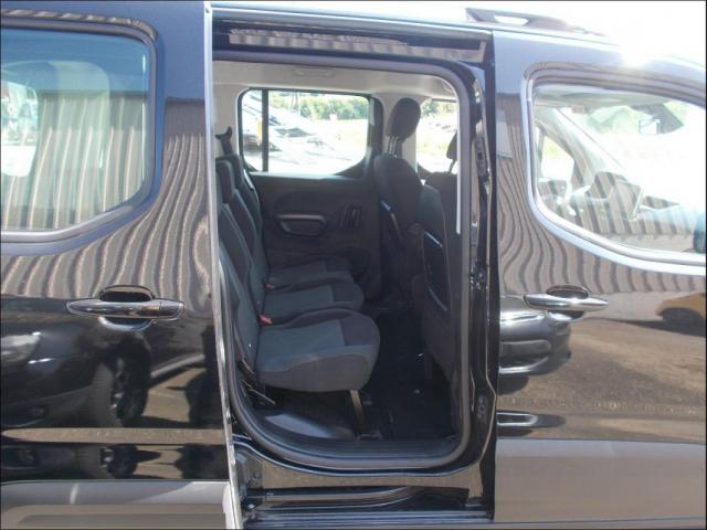 Peugeot Rifter image 1